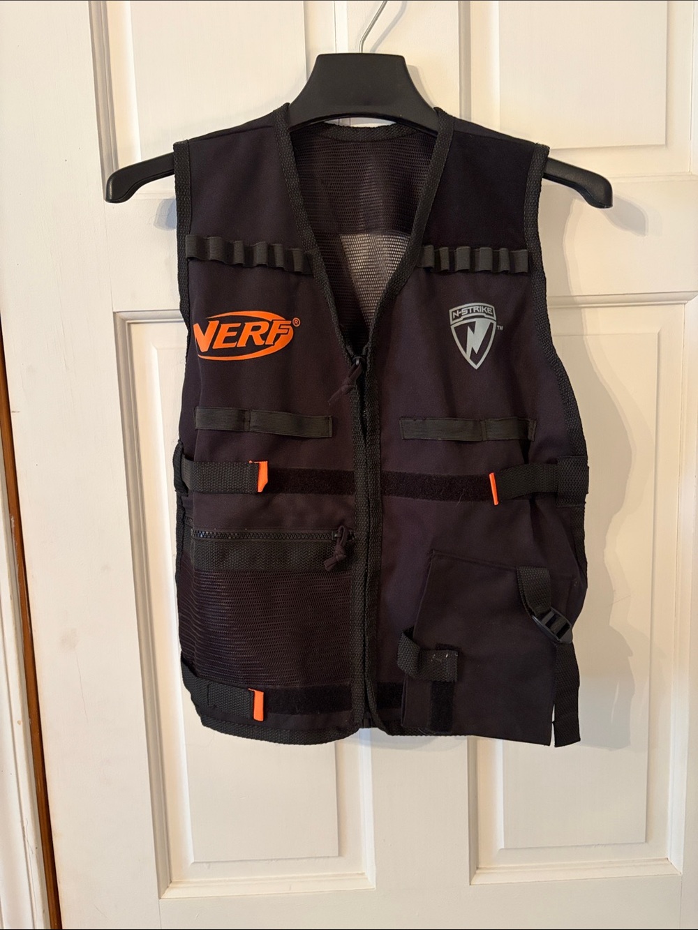 Official Hasbro Nerf N-Strike Tactical Vest. Adjustable Kids Ammo Storage